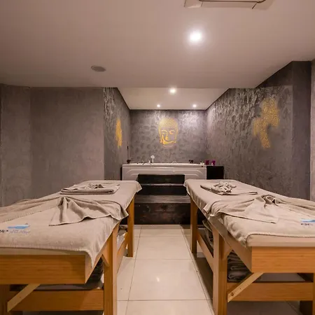 Infinity By Yelken Aquapark&resorts 5* 库萨达斯