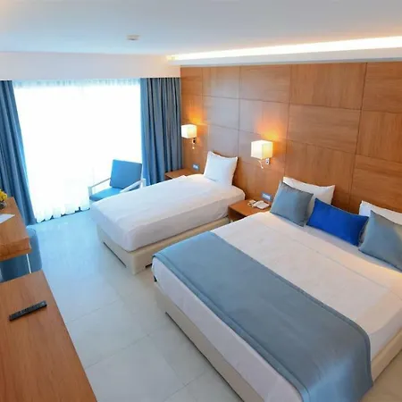 Otel Infinity By Yelken Aquapark&resorts Kuşadasi