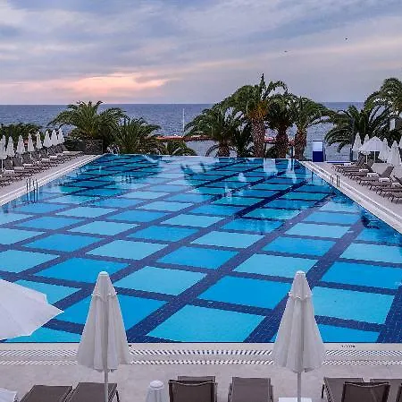 Infinity By Yelken Aquapark&resorts 호텔 쿠사다시