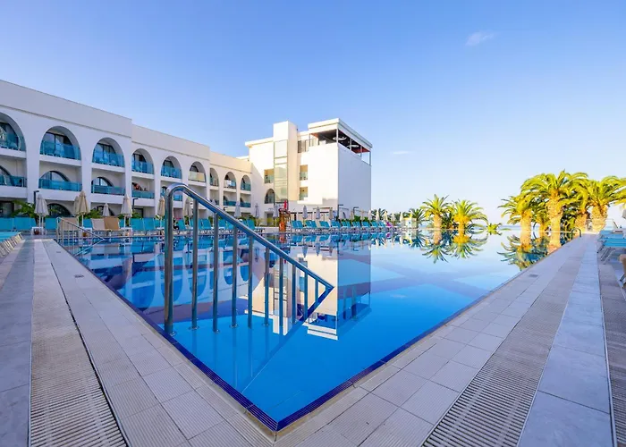 Infinity By Yelken Aquapark&resorts Kuşadasi Otel