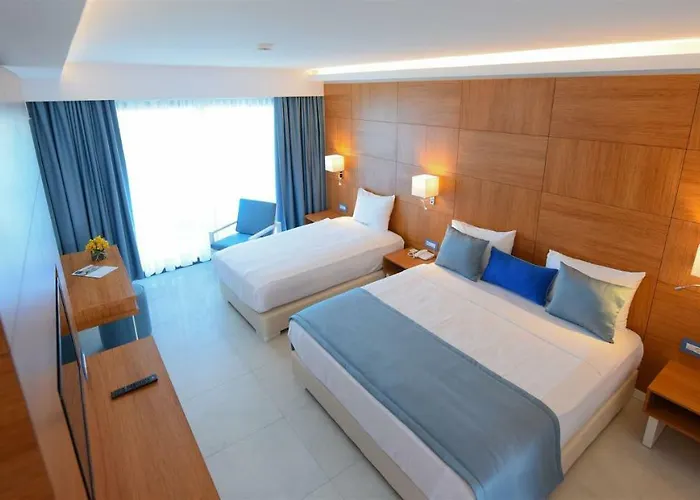 Otel Infinity By Yelken Aquapark&resorts Kuşadasi